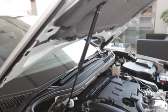 2014款雪铁龙C5 1.6T自动尊贵型