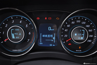 2014款绅宝D50 1.5L手动标准版