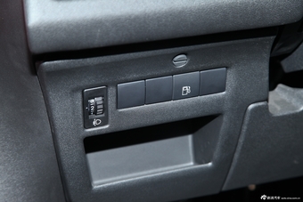 2013款世嘉两厢1.6L手动乐尚型