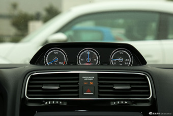 2015款尚酷R 2.0T自动