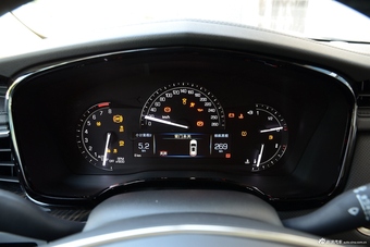 2016款凯迪拉克XT5 2.0T自动28T四驱豪华型