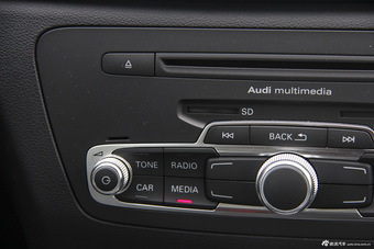 2015款奥迪Q3 35TFSI进取型