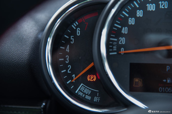 2016款MINI CLUBMAN 2.0T自动 COOPER S