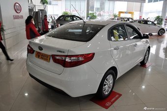 2012款起亚K2 1.4l手动GLS纪念版