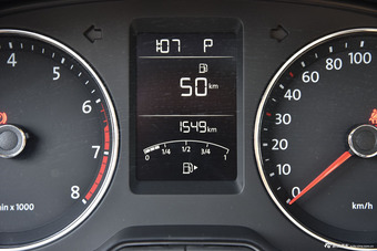 2013款朗逸改款1.6L自动豪华版