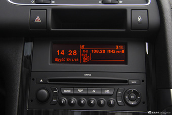 2015款东风标致3008 2.0L自动潮流版