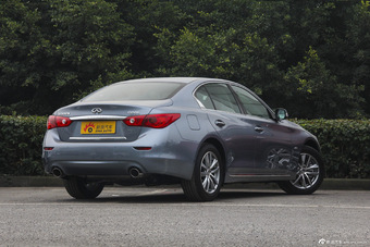 2015款英菲尼迪Q50L 2.0T自动悦享版