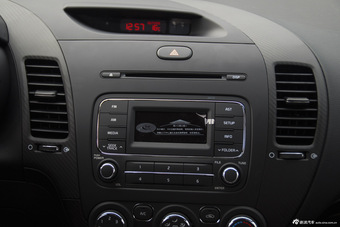 2015款起亚K3 1.6L自动GL