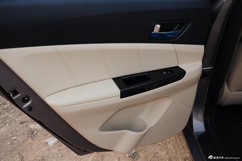 2015款逸动1.6L手动豪华