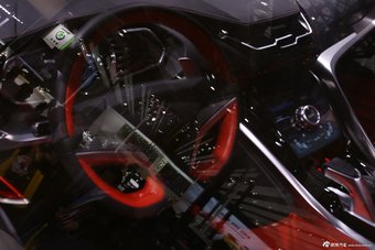 2015上海车展：XR-PHEV II