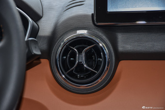 2016款北汽绅宝X35 1.5L手动豪华版