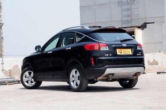 2015款奔腾X80 1.8T自动豪华型