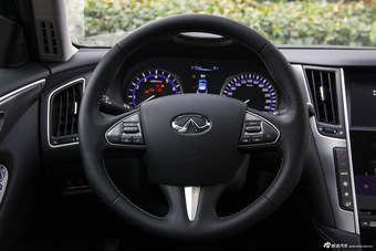 2015款英菲尼迪Q50L 2.0T自动悦享版