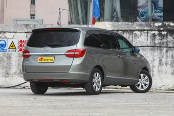 2014款GL8商务车3.0L自动XT豪华商务旗舰版