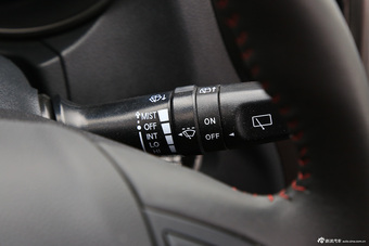 2014款长安CS75 1.8T自动尊贵型国5