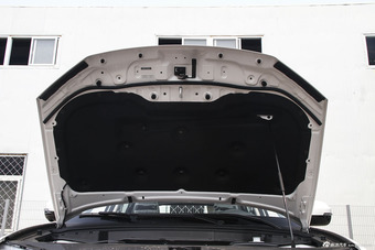 2015款哈弗H6 Coupe 2.0T自动两驱尊贵型