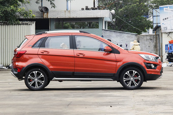 2015款北汽绅宝X25 1.5L手动精英型