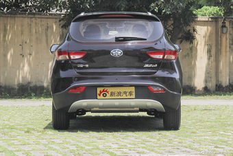 2015款骏派D60 1.8L自动尊贵型