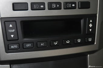 2012款奥轩G5 2.0L手动精英版两驱