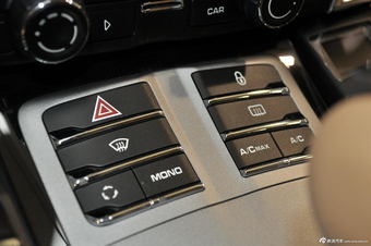 2010款保时捷 Panamera 4S 4.8L