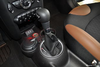 2011款MINI CLUBMAN COOPER Fun版