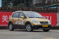 2015款启辰R50X 1.6L自动豪华版