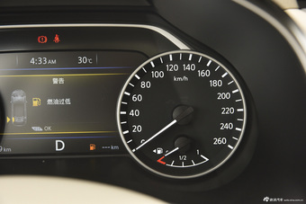 2015款楼兰 2.5L自动XL两驱智尚版