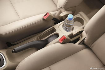 2013款启辰R50官方图