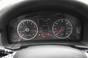 2015款野马T70 1.8L手动舒适型