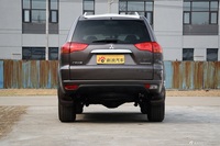 2015款帕杰罗·劲畅3.0L自动四驱旗舰版