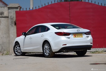 2017款阿特兹2.0L自动蓝天豪华版