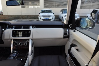 2015款揽胜 3.0 SC V6 Vogue SE 创世加长版