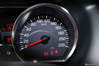 2013款骊威1.6XE CVT舒适版