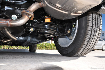 2015款奔腾X80 1.8T自动豪华型