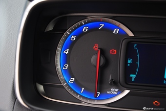 2016款TRAX创酷1.4T手动两驱舒适型