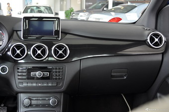 2012款奔驰B级B180