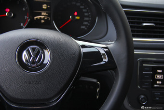 2015款朗行230TSI 1.4T手动舒适版