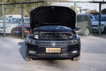 2016款帕萨特2.0T自动至尊版380TSI