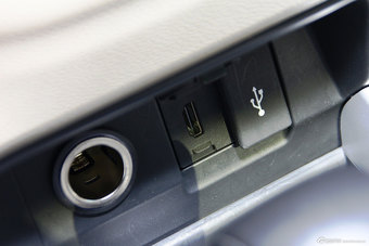 2013款杰德1.8L CVT豪华版5座