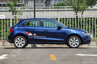 2015款 奥迪A1 30TFSI Sportback
