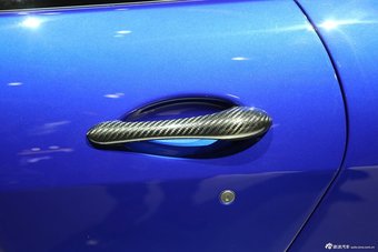 2015上海车展：玛莎拉蒂Gran Cabrio MC百年纪念版敞篷跑车