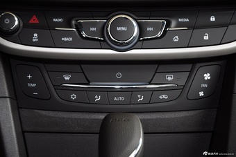 2015款英朗18T双离合豪华型