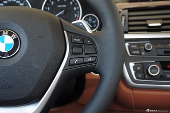 2015款宝马3系328LI豪华设计套装