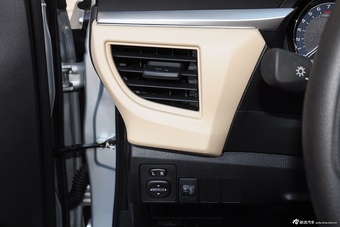 2015款雷凌1.6E CVT新锐版