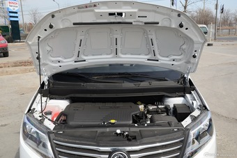 2016款风行S500 1.6L手动豪华型