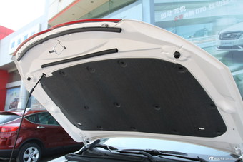 2015款奔腾X80 1.8T自动运动型