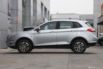 2015款绅宝X65 2.0T自动精英型