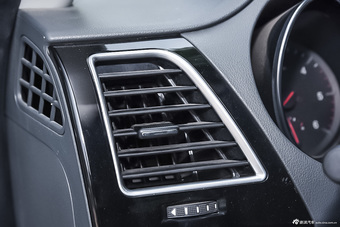 2014款风骏6 2.0T手动两驱领航型4D20B