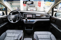 2016款艾力绅2.4L自动豪华版