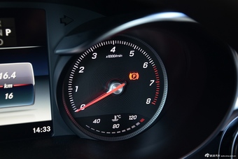 2016款奔驰GLC260 2.0T自动4MATIC豪华型